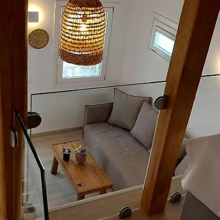 Empyreal Blue Apartment Mykonos Town