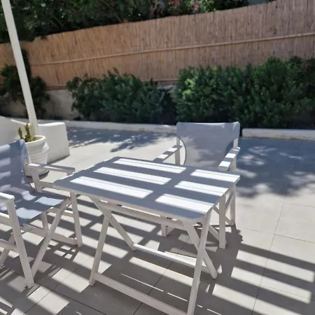 Empyreal Blue Apartment Mykonos Town
