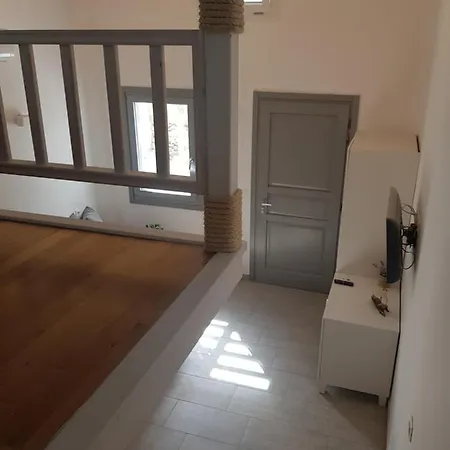 Empyreal Blue Apartment *
